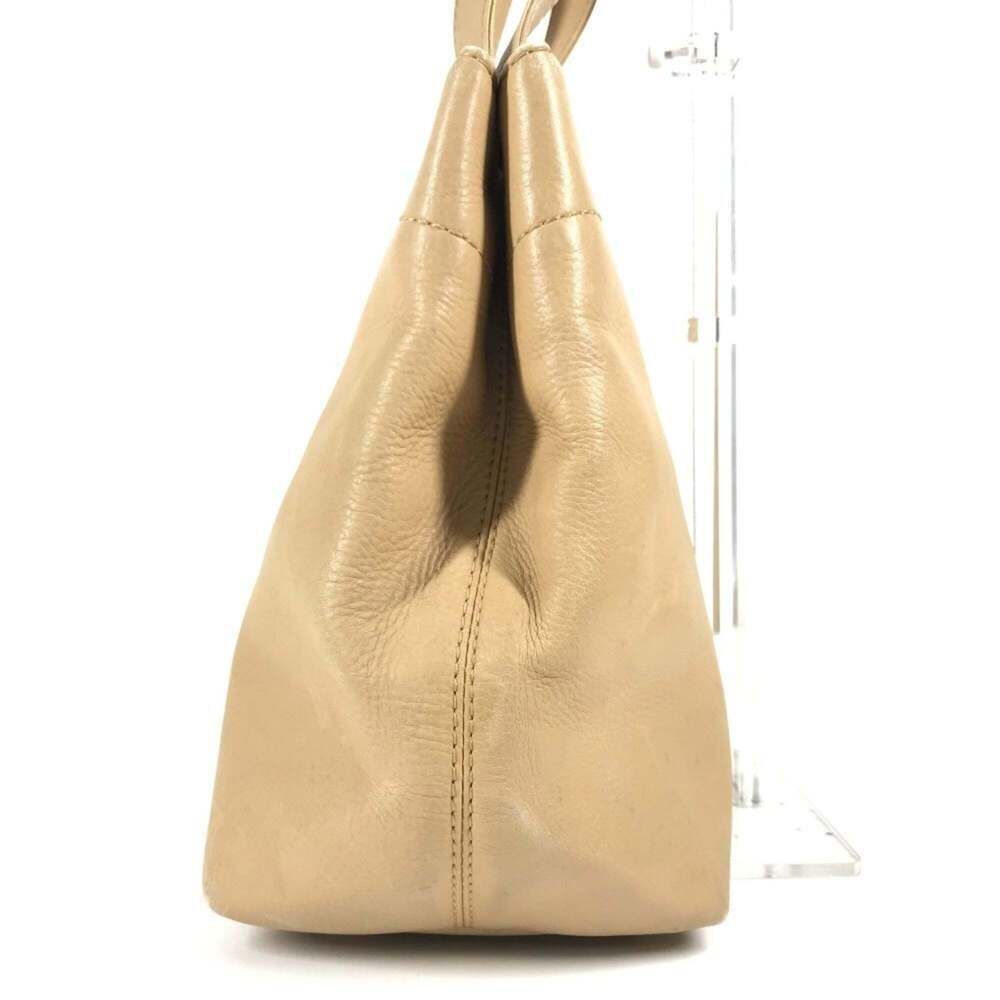CHANEL Cream Leather Logo Tote Bag - Picture 4 of 16
